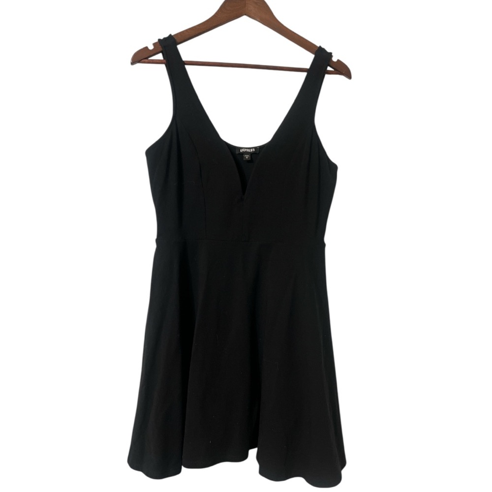 Express Black V-Neck Skort Dress Built-in Shorts Sleeveless Mini Medium